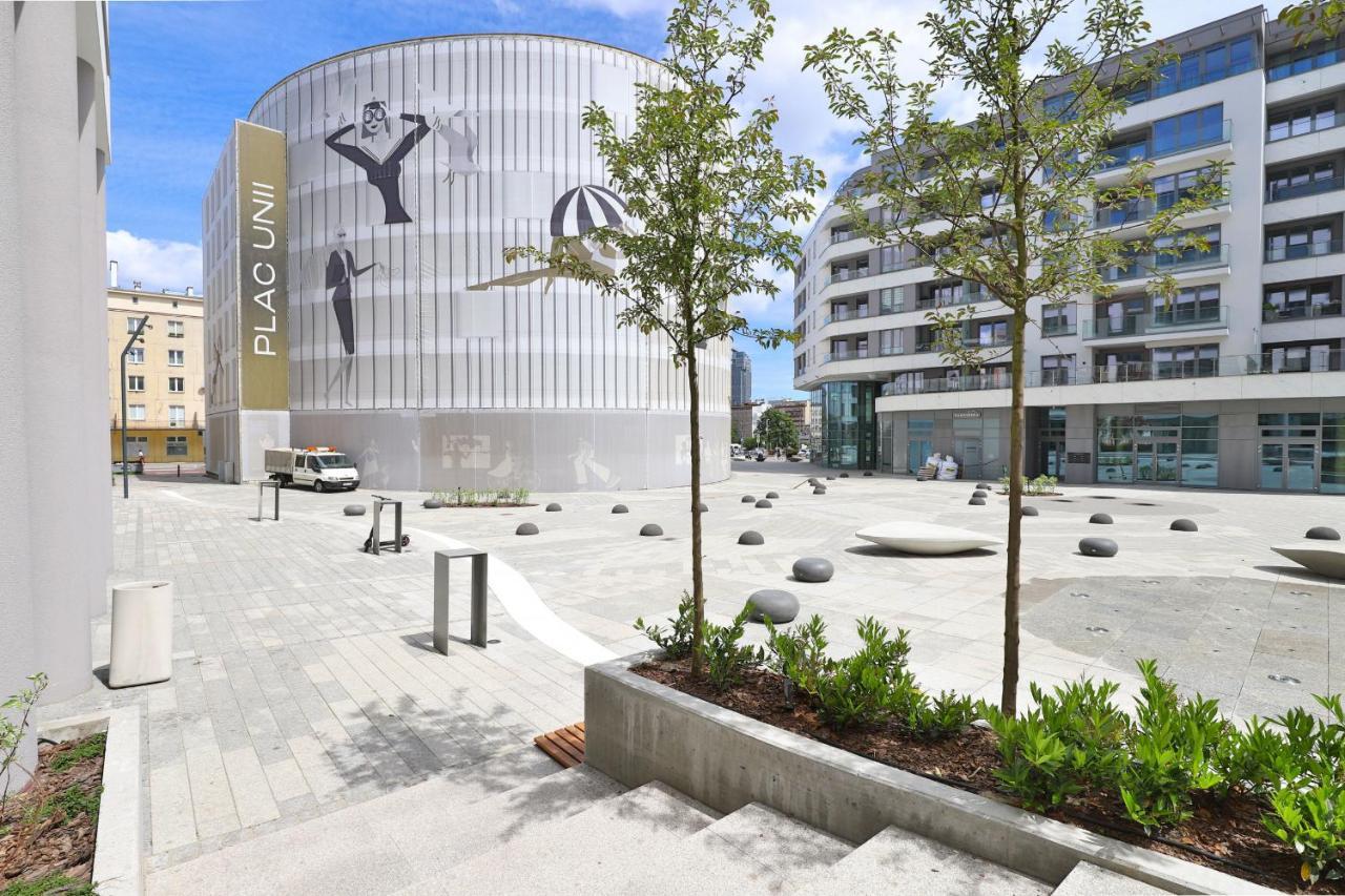 With Balcony Downtown By Renters Gdynia